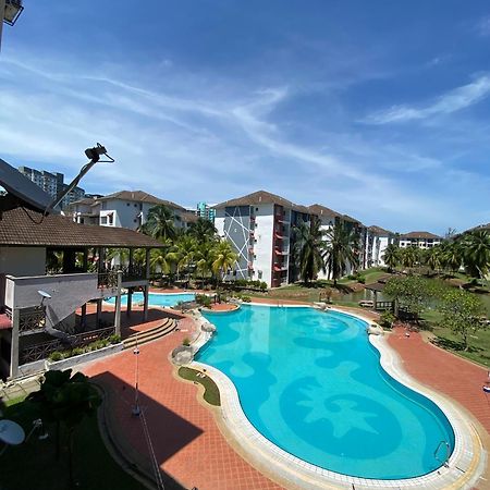 Smilez Homestay H102 & A306 At Pd Perdana Kondo Resort 波德申 外观 照片